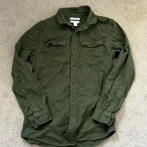 Men’s size small Amazon Essentials slim fit flannel shirt